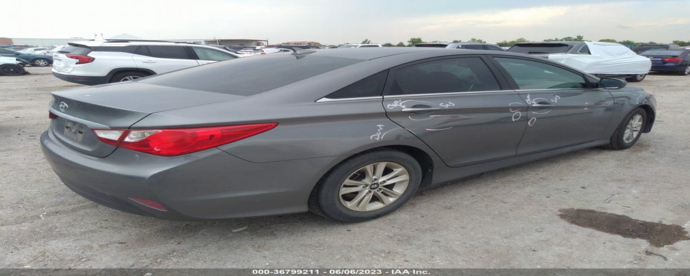 5NPEB4AC4EH895969 2014 HYUNDAI SONATA photo no. 4