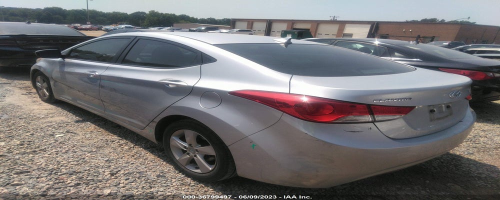5NPDH4AE0DH257521 2013 HYUNDAI ELANTRA photo no. 3
