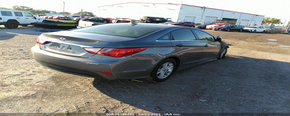 5NPEB4AC0EH934816 2014 HYUNDAI SONATA photo no. 4
