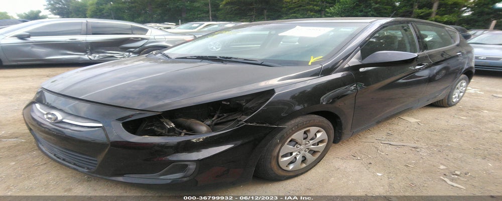 KMHCT5AE7HU364220 2017 HYUNDAI ACCENT photo no. 2