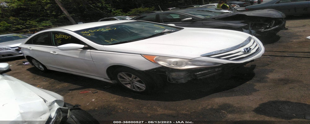 5NPEB4AC9EH859064 2014 HYUNDAI SONATA photo no. 3