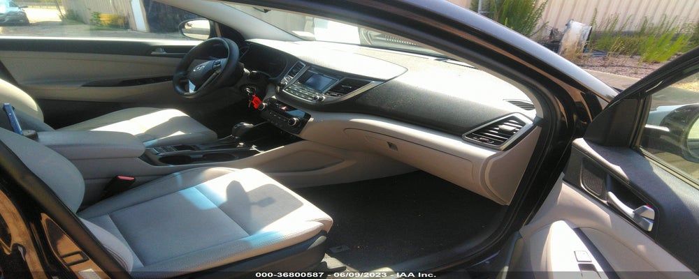 KM8J33A40GU199466 2016 HYUNDAI TUCSON photo no. 5
