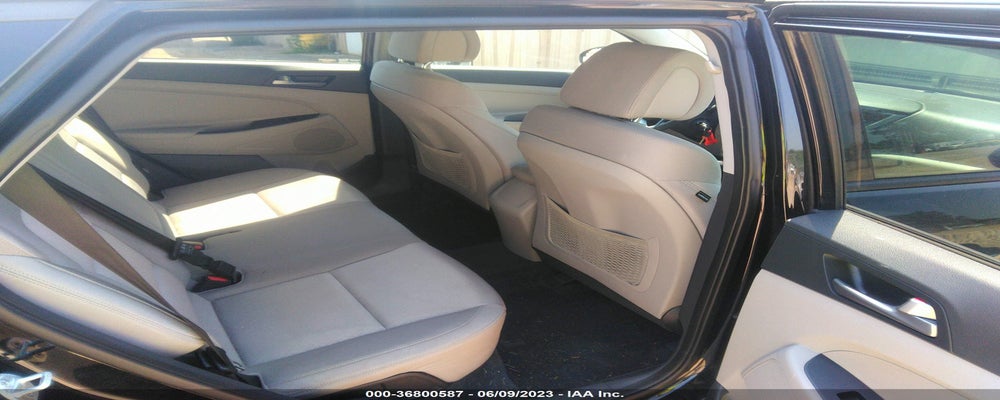 KM8J33A40GU199466 2016 HYUNDAI TUCSON photo no. 8