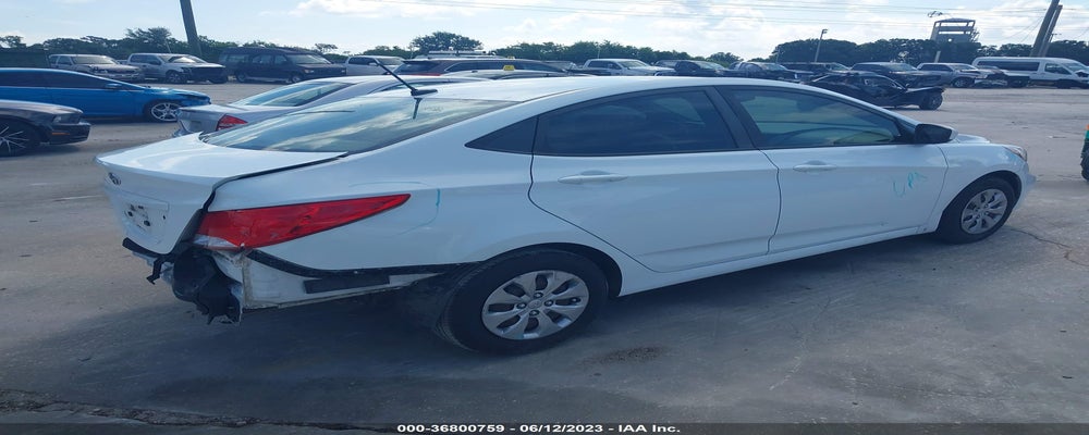 KMHCT4AE6HU339884 2017 HYUNDAI ACCENT photo no. 4