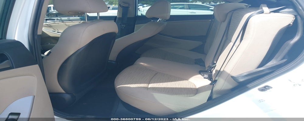 KMHCT4AE6HU339884 2017 HYUNDAI ACCENT photo no. 8