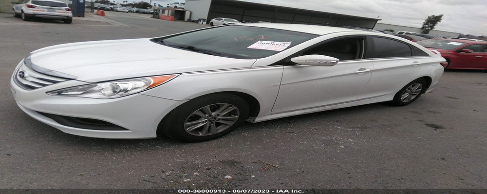 5NPEB4ACXEH904495 2014 HYUNDAI SONATA photo no. 2