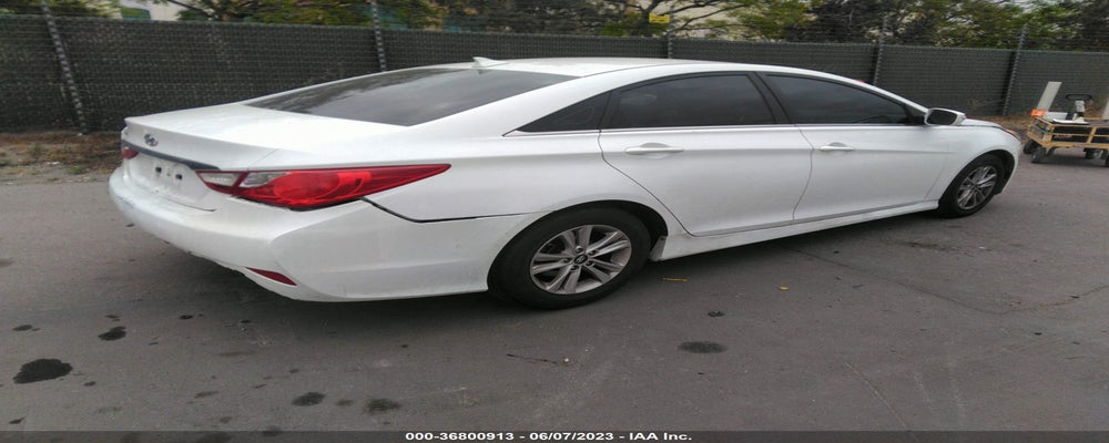 5NPEB4ACXEH904495 2014 HYUNDAI SONATA photo no. 4