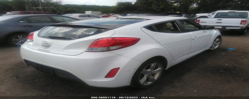KMHTC6AD4DU154973 2013 HYUNDAI VELOSTER photo no. 4