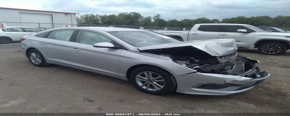 5NPE24AF9FH103309 2015 HYUNDAI SONATA photo no. 16