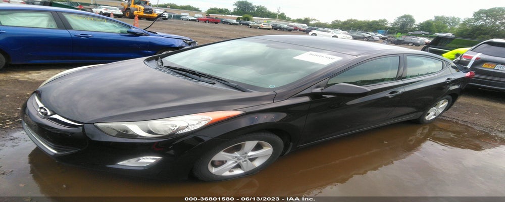 KMHDH4AE1DU835711 2013 HYUNDAI ELANTRA photo no. 2
