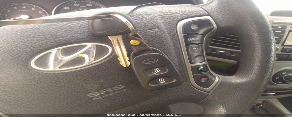 5XYZGDAB8BG003784 2011 HYUNDAI SANTA FE photo no. 11