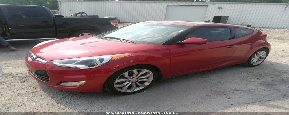 KMHTC6AD4DU135744 2013 HYUNDAI VELOSTER photo no. 2