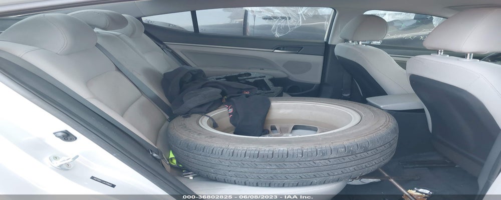 5NPD84LF2JH299660 2018 HYUNDAI ELANTRA photo no. 8