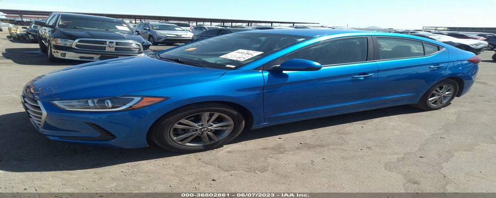KMHD84LF8HU228829 2017 HYUNDAI ELANTRA photo no. 2