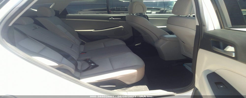 KM8J33A43GU204045 2016 HYUNDAI TUCSON photo no. 8