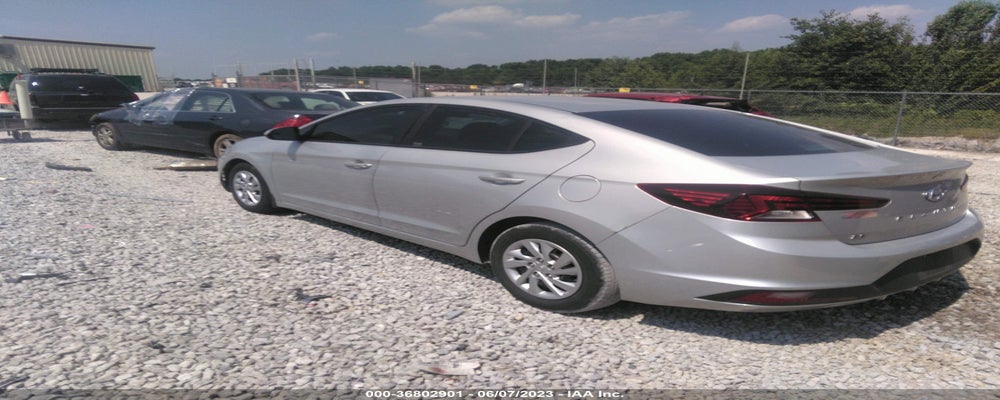5NPD74LF3KH447450 2019 HYUNDAI ELANTRA photo no. 3