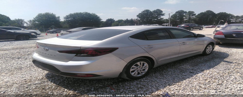 5NPD74LF3KH447450 2019 HYUNDAI ELANTRA photo no. 4