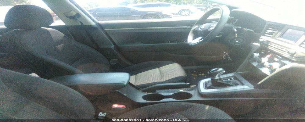 5NPD74LF3KH447450 2019 HYUNDAI ELANTRA photo no. 5