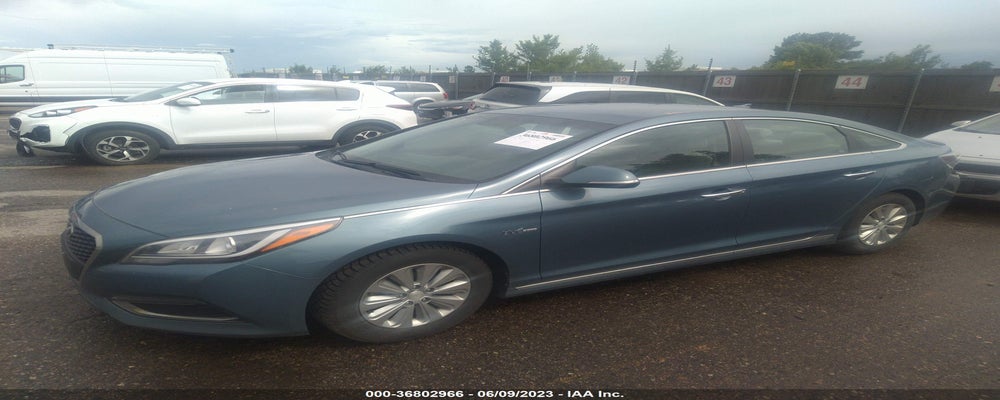 KMHE24L16GA036075 2016 HYUNDAI SONATA HYBRID photo no. 2