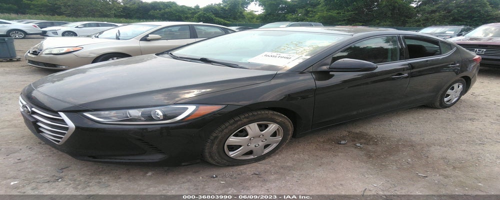 5NPD74LF3JH262071 2018 HYUNDAI ELANTRA photo no. 2