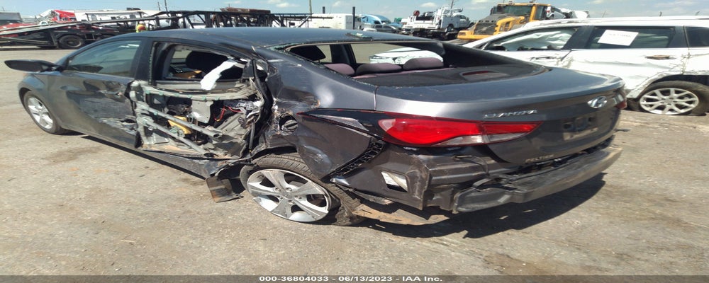 KMHDH4AE1GU635187 2016 HYUNDAI ELANTRA photo no. 3