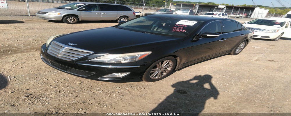 KMHGC4DD3CU189164 2012 HYUNDAI GENESIS photo no. 2