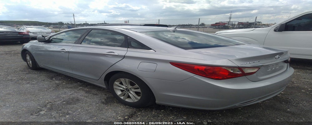 5NPEB4AC7BH186836 2011 HYUNDAI SONATA photo no. 3