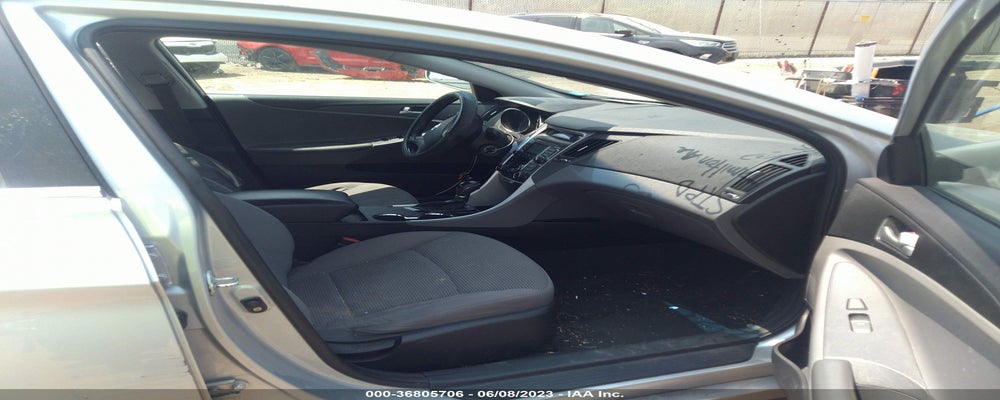 5NPEB4AC1BH067082 2011 HYUNDAI SONATA photo no. 5