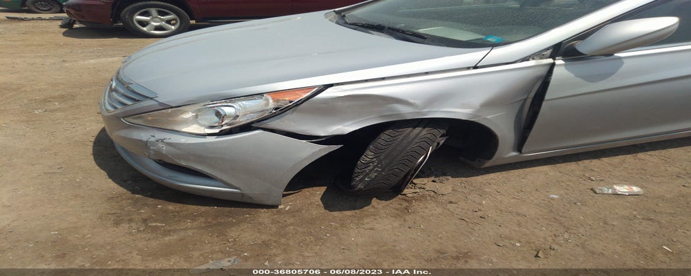 5NPEB4AC1BH067082 2011 HYUNDAI SONATA photo no. 6