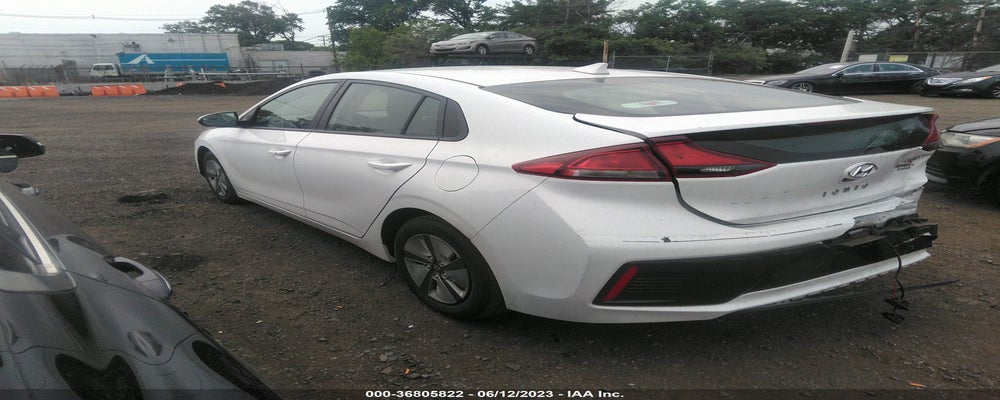 KMHC65LC1KU175198 2019 HYUNDAI IONIQ HYBRID photo no. 3
