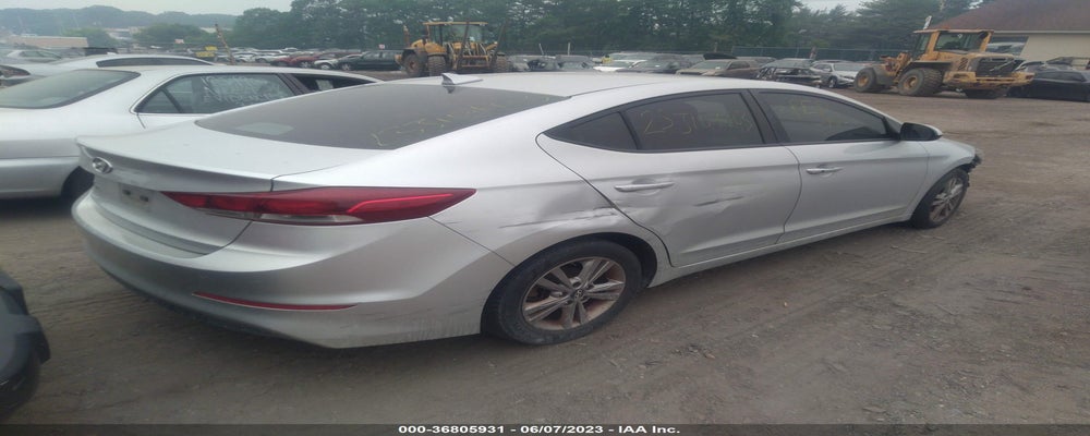 KMHD84LF9JU493278 2018 HYUNDAI ELANTRA photo no. 4