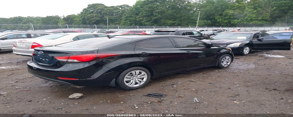 KMHDH4AE3FU437676 2015 HYUNDAI ELANTRA photo no. 4
