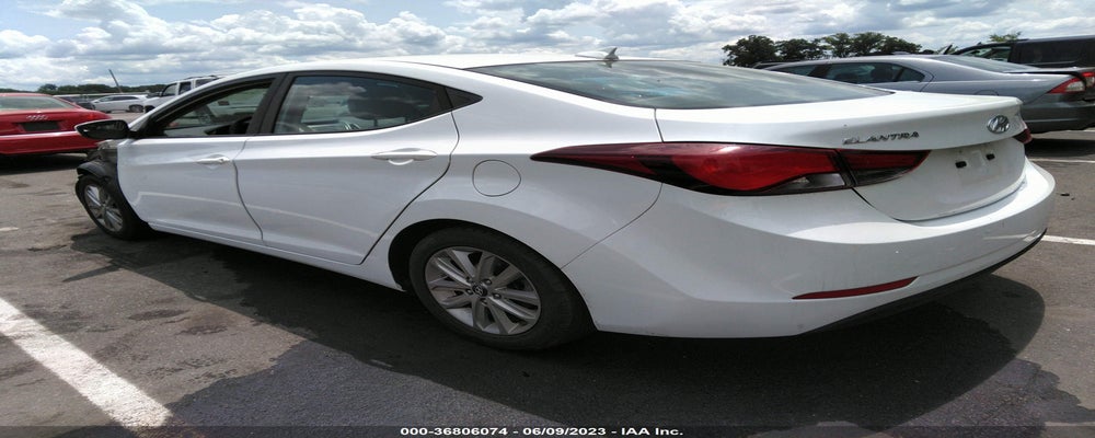5NPDH4AE9GH689058 2016 HYUNDAI ELANTRA photo no. 3