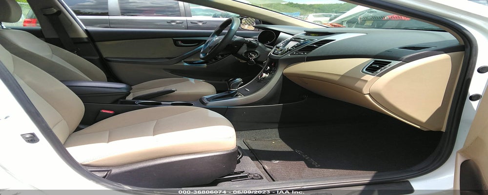 5NPDH4AE9GH689058 2016 HYUNDAI ELANTRA photo no. 5