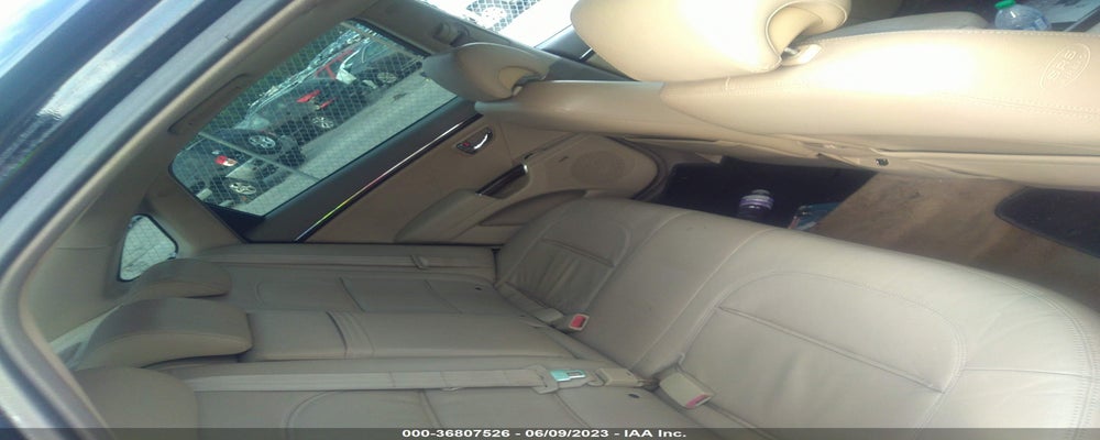 KMHFC4DF1AA451307 2010 HYUNDAI AZERA photo no. 8