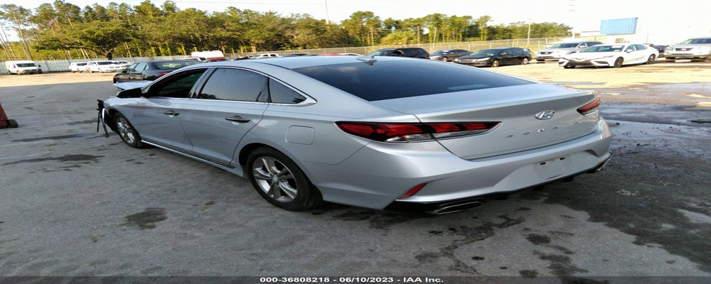 5NPE34AF0KH805767 2019 HYUNDAI SONATA photo no. 3