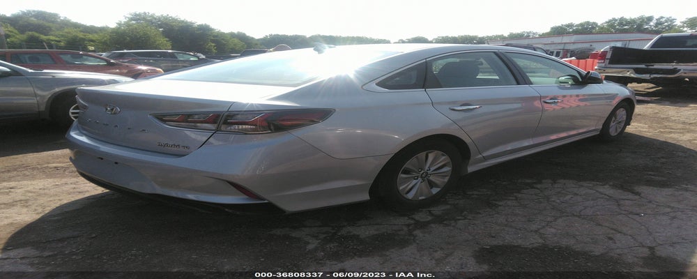 KMHE24L30JA082882 2018 HYUNDAI SONATA HYBRID photo no. 4