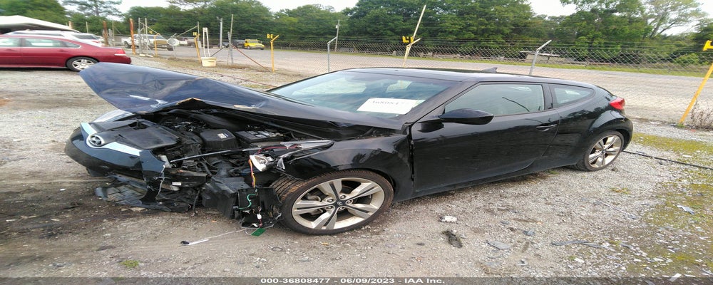KMHTC6AD0HU323733 2017 HYUNDAI VELOSTER photo no. 2