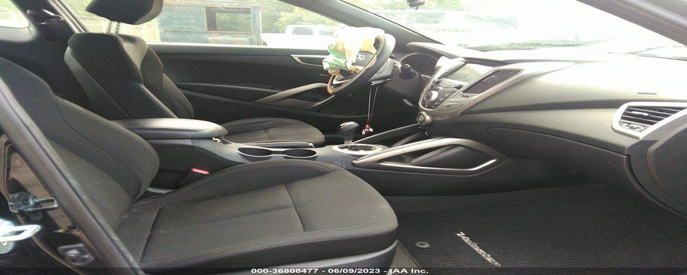 KMHTC6AD0HU323733 2017 HYUNDAI VELOSTER photo no. 5