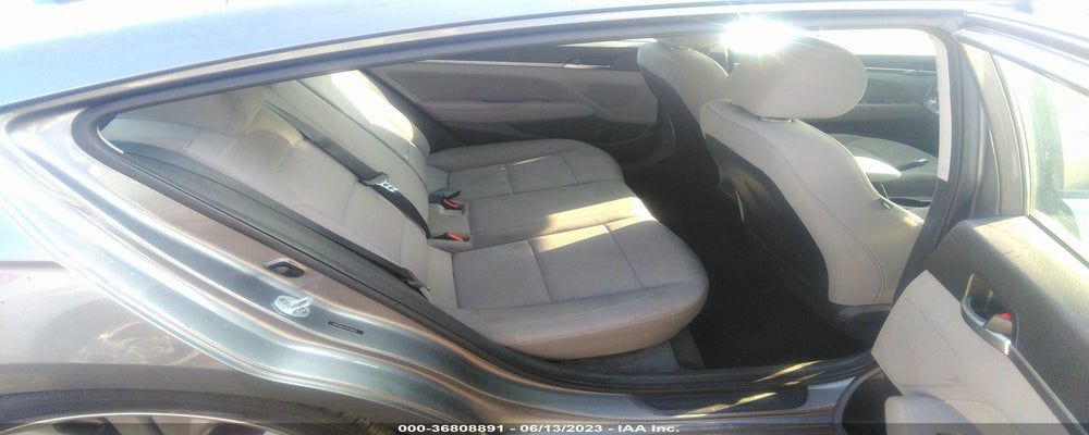 5NPD84LF3KH481112 2019 HYUNDAI ELANTRA photo no. 8