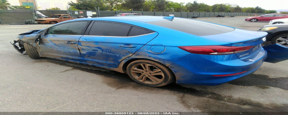5NPD84LF4JH214379 2018 HYUNDAI ELANTRA photo no. 3
