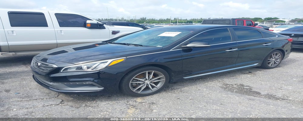 5NPE34AB7FH085998 2015 HYUNDAI SONATA photo no. 2