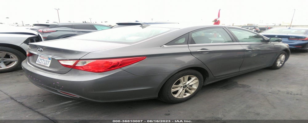 5NPEB4AC7DH685560 2013 HYUNDAI SONATA photo no. 4
