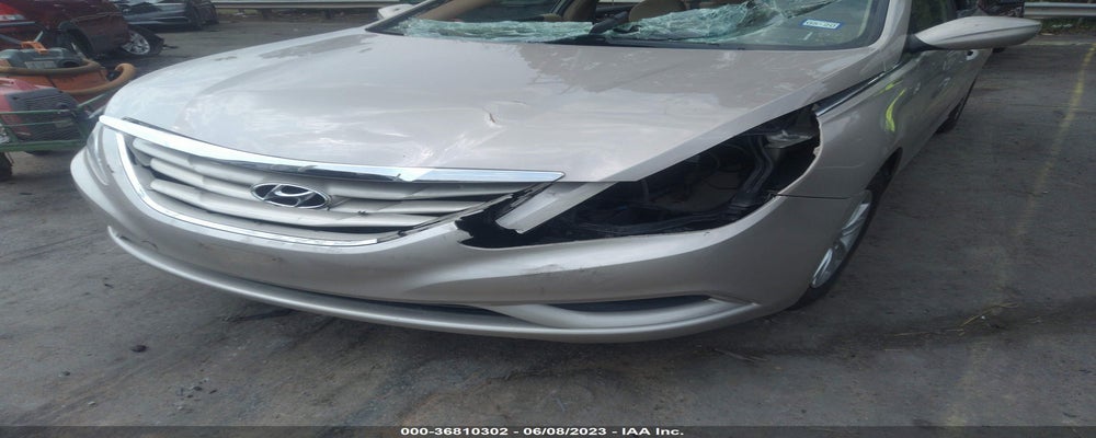 5NPEB4AC9BH272584 2011 HYUNDAI SONATA photo no. 6