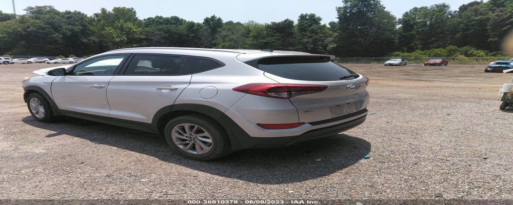 KM8J33A44GU125564 2016 HYUNDAI TUCSON photo no. 3