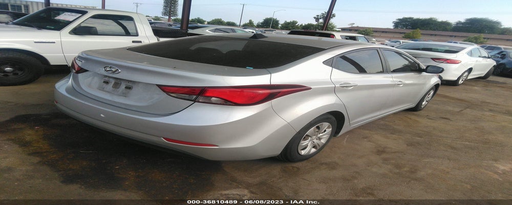 KMHDH4AE7GU543016 2016 HYUNDAI ELANTRA photo no. 4