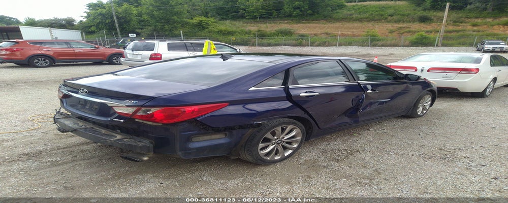 5NPEC4AB0CH354628 2012 HYUNDAI SONATA photo no. 4