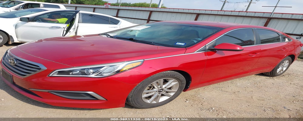 5NPE24AFXHH594573 2017 HYUNDAI SONATA photo no. 2