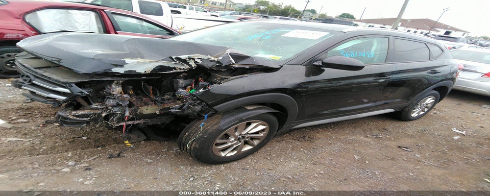KM8J3CA41HU456927 2017 HYUNDAI TUCSON photo no. 2