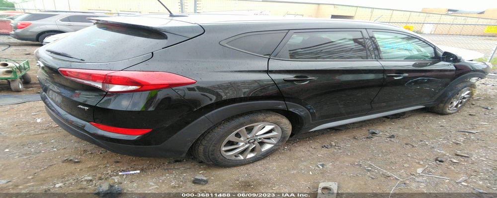 KM8J3CA41HU456927 2017 HYUNDAI TUCSON photo no. 4